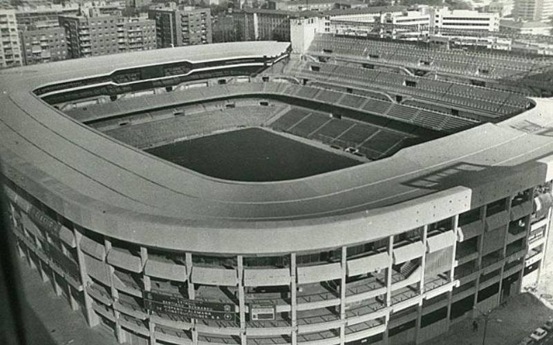 san van dong Santiago Bernabeu 01 jpg