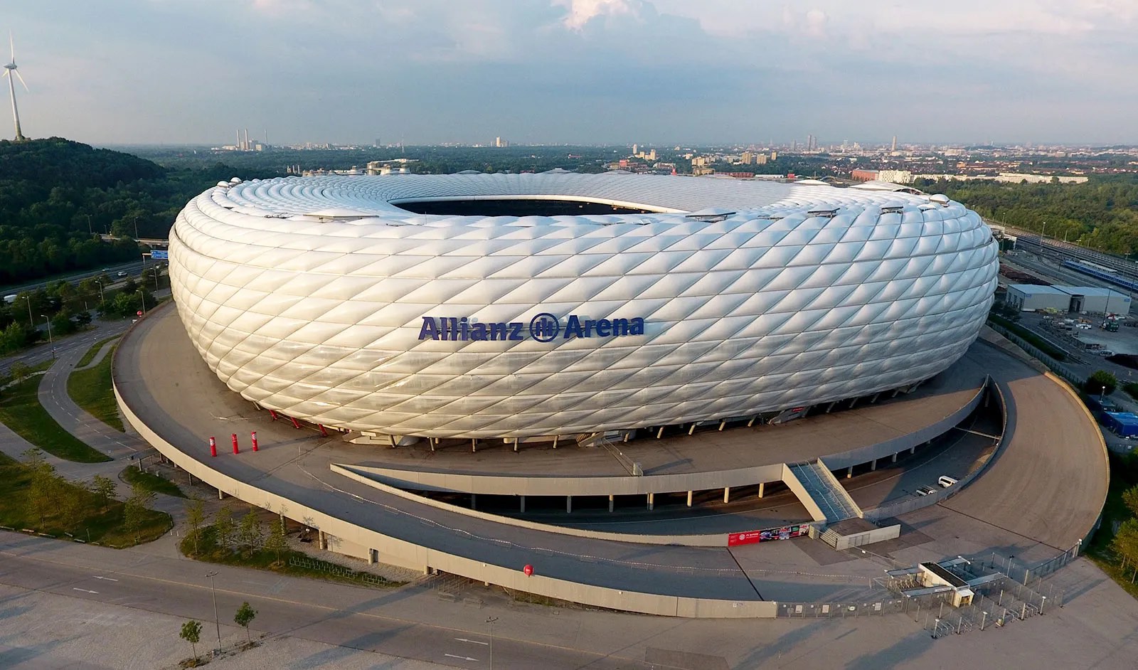 lich su svd Allianz Arena 03 jpg
